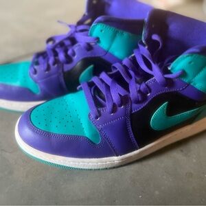Jordan Men's Shoes in Purple and Teal